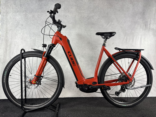Cube Kathmandu Hybrid EXC 750