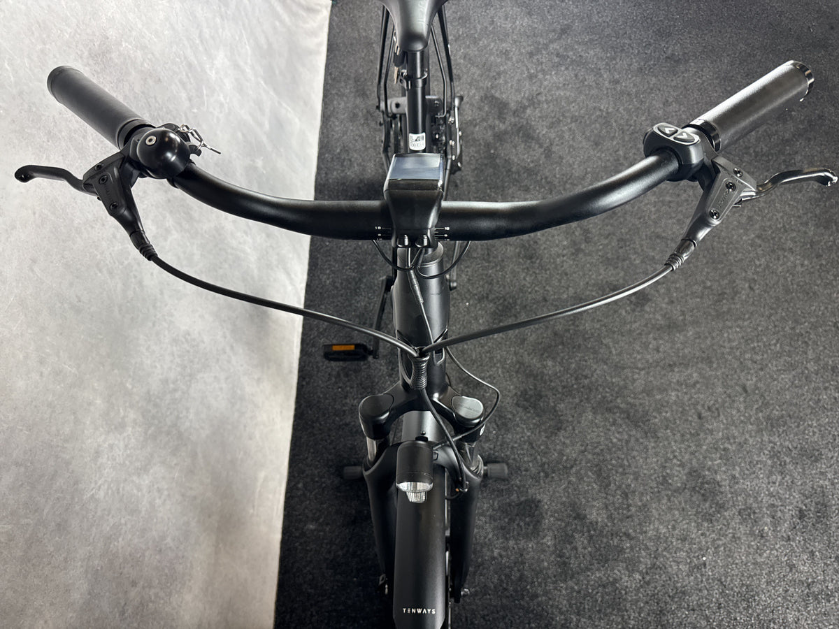Bifoco — cockpit_von_vorne