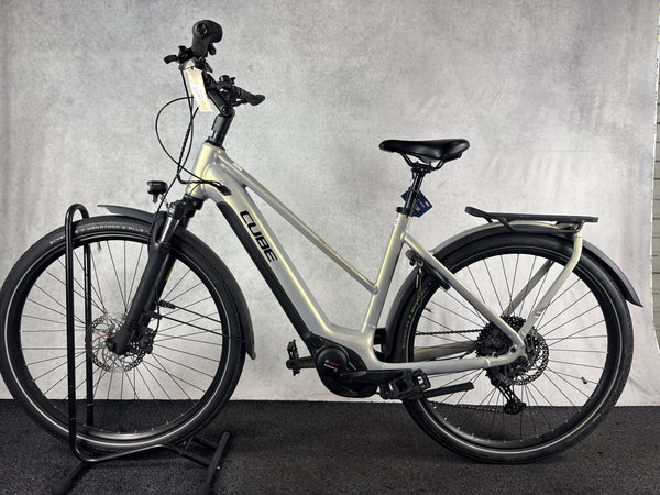 CUBE Touring Hybrid Pro 500