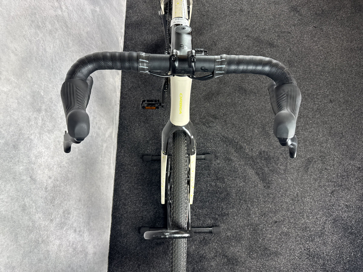Bifoco — cockpit_von_vorne