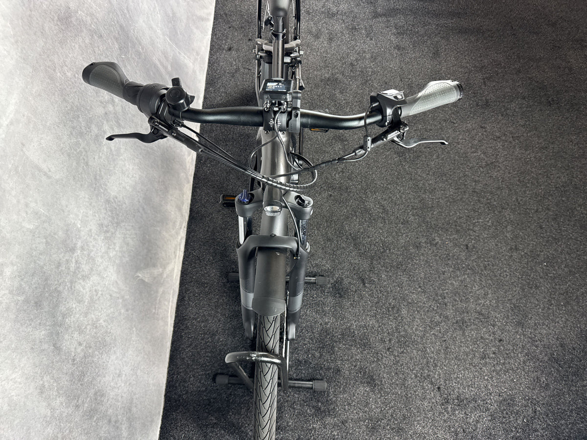 Bifoco — cockpit_von_vorne
