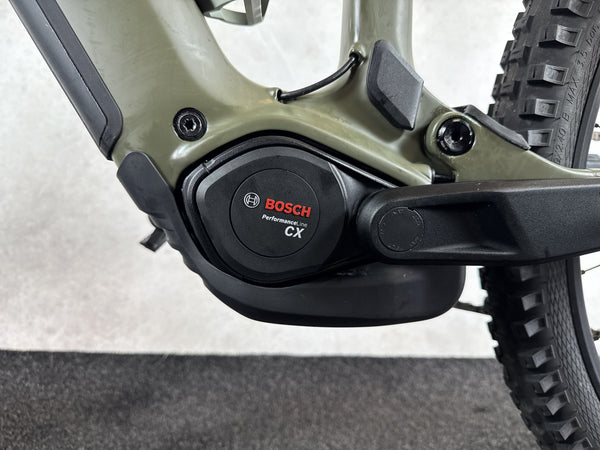 Cube Stereo Hybrid ONE44 TM 800