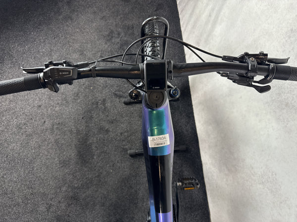 CUBE Reaction Hybrid Race 750