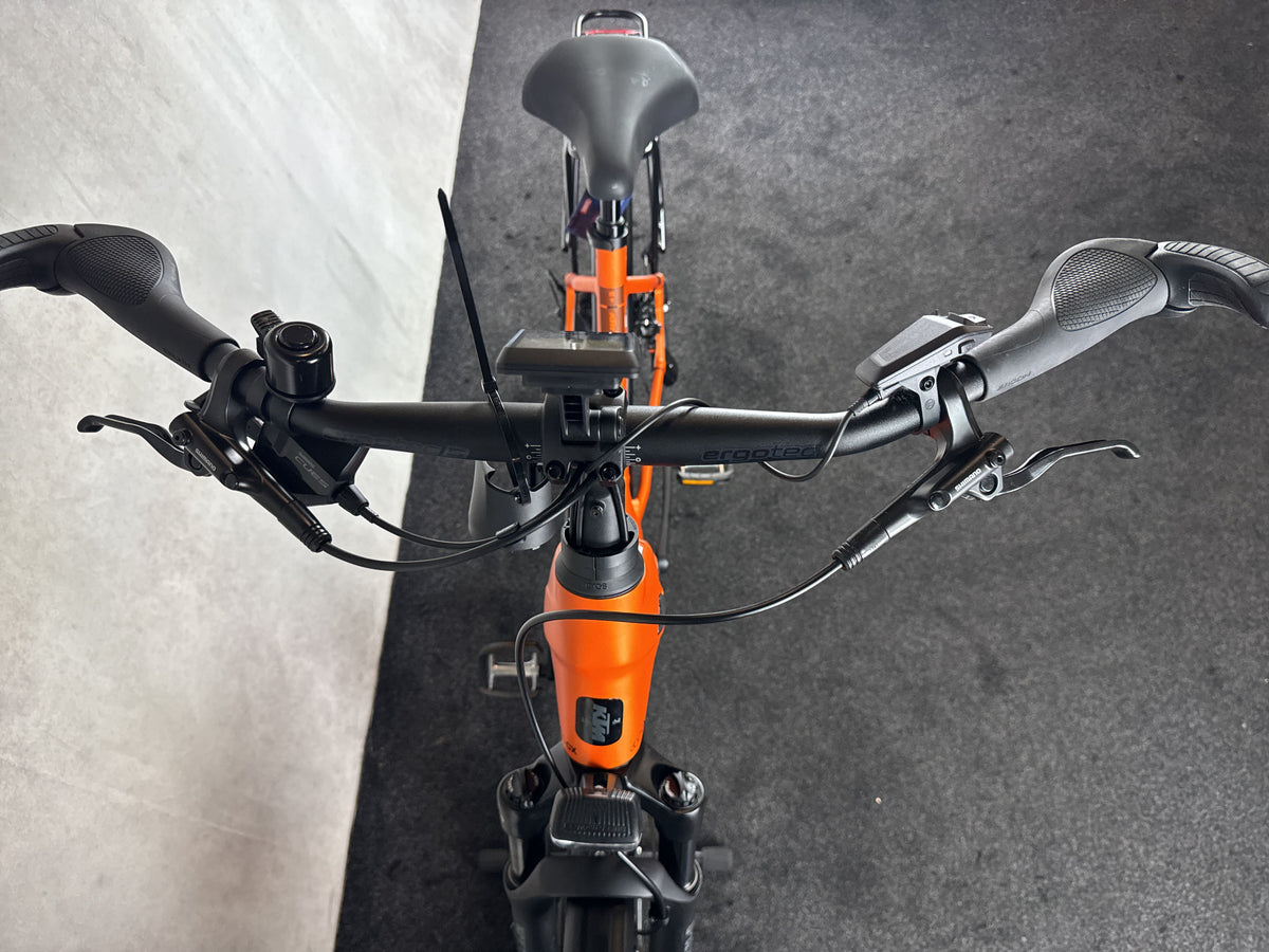 Bifoco — cockpit_von_vorne