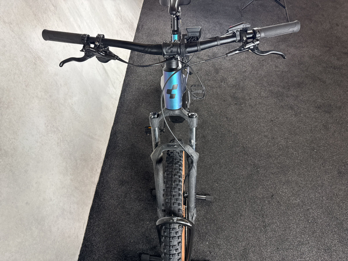 Bifoco — cockpit_von_vorne