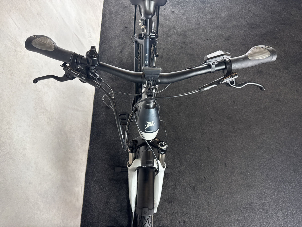 Bifoco — cockpit_von_vorne