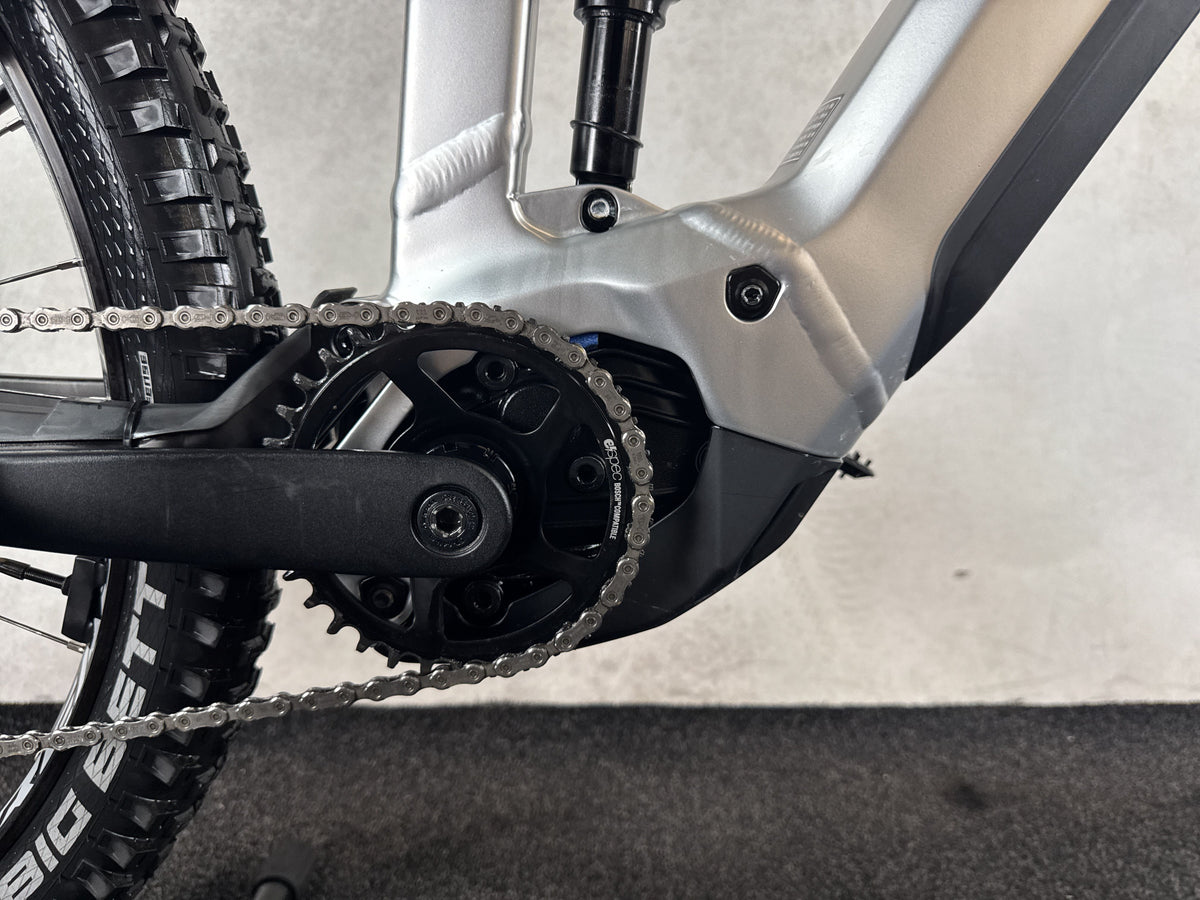 Bifoco — motor_rechts