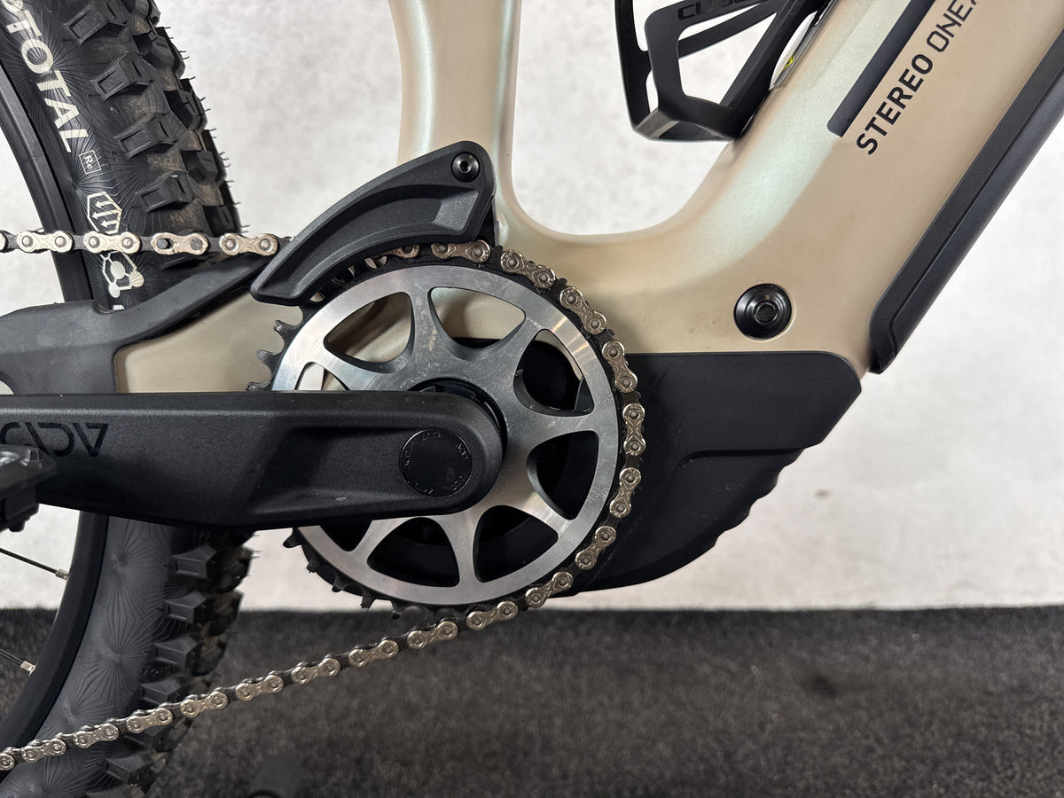 Bifoco — motor_rechts