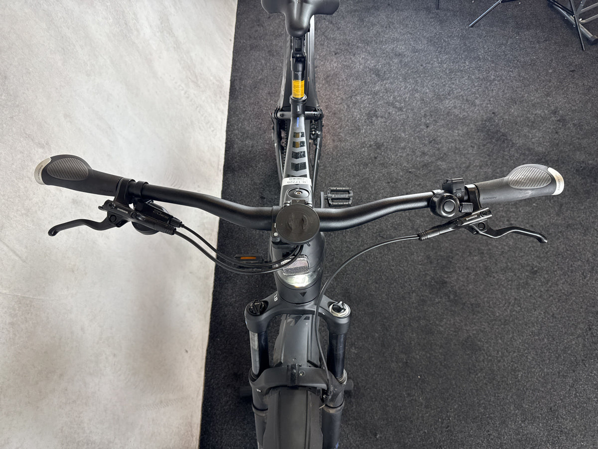 Bifoco — cockpit_von_vorne