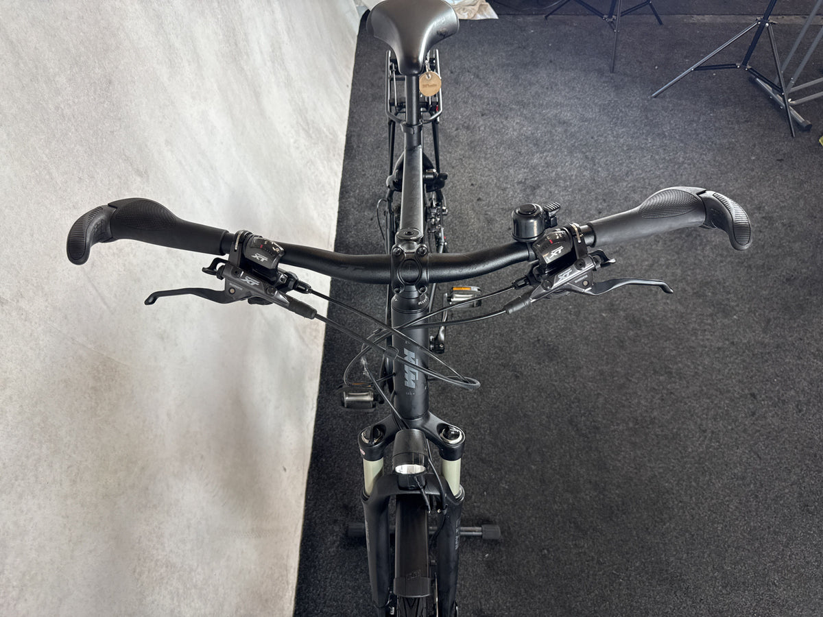 Bifoco — cockpit_von_vorne