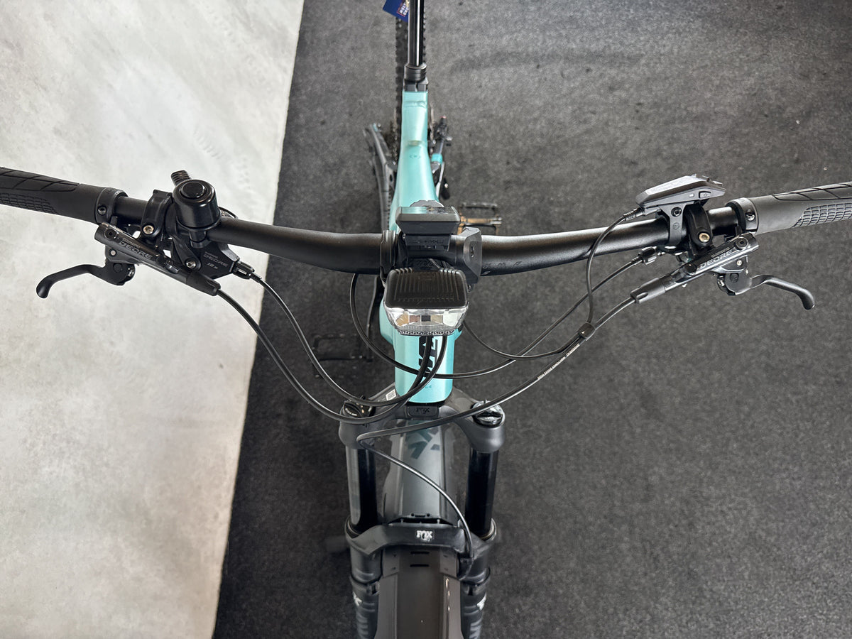 Bifoco — cockpit_von_vorne
