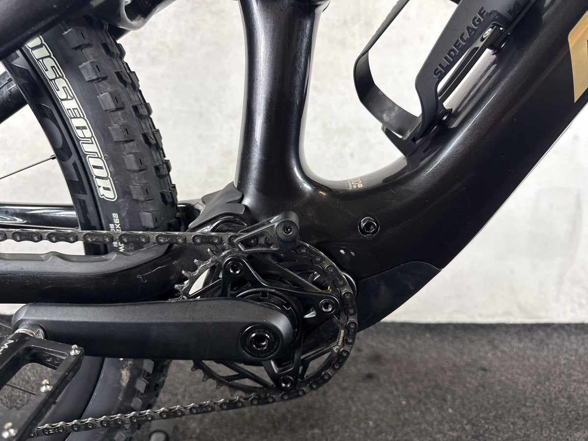 Bifoco — motor_rechts