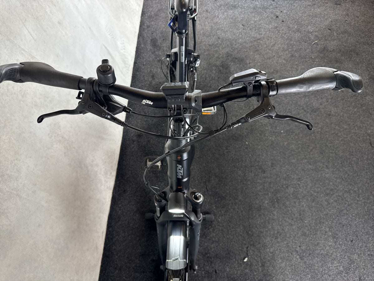 Bifoco — cockpit_von_vorne