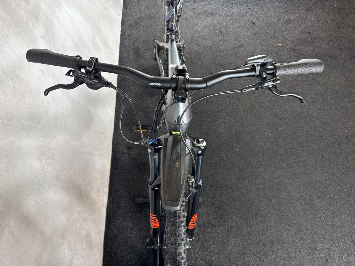 Bifoco — cockpit_von_vorne