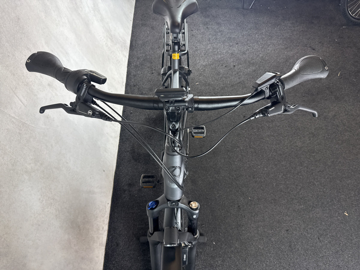 Bifoco — cockpit_von_vorne