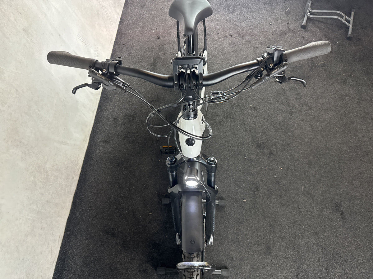 Bifoco — cockpit_von_vorne