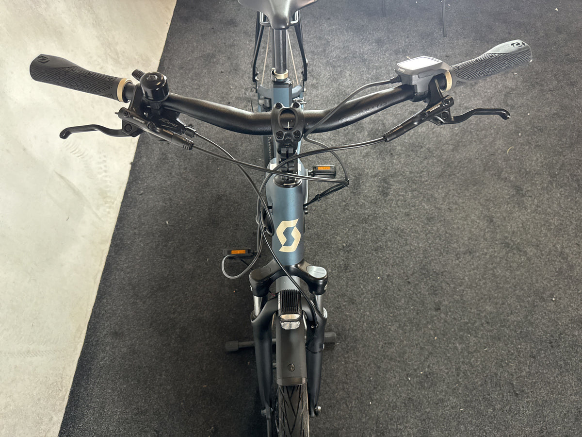 Bifoco — cockpit_von_vorne