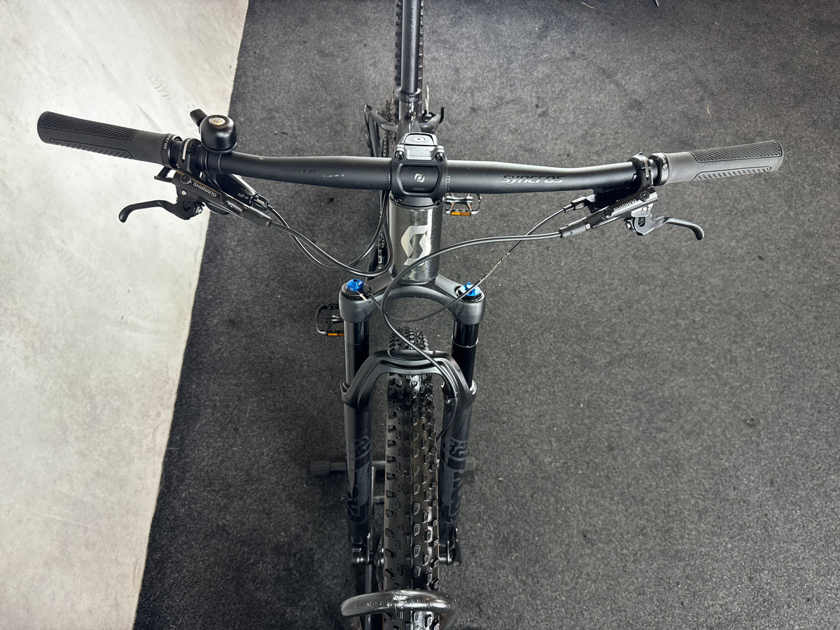 Bifoco — cockpit_von_vorne
