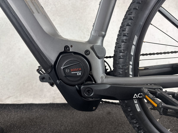 CUBE Reaction Hybrid Race 750