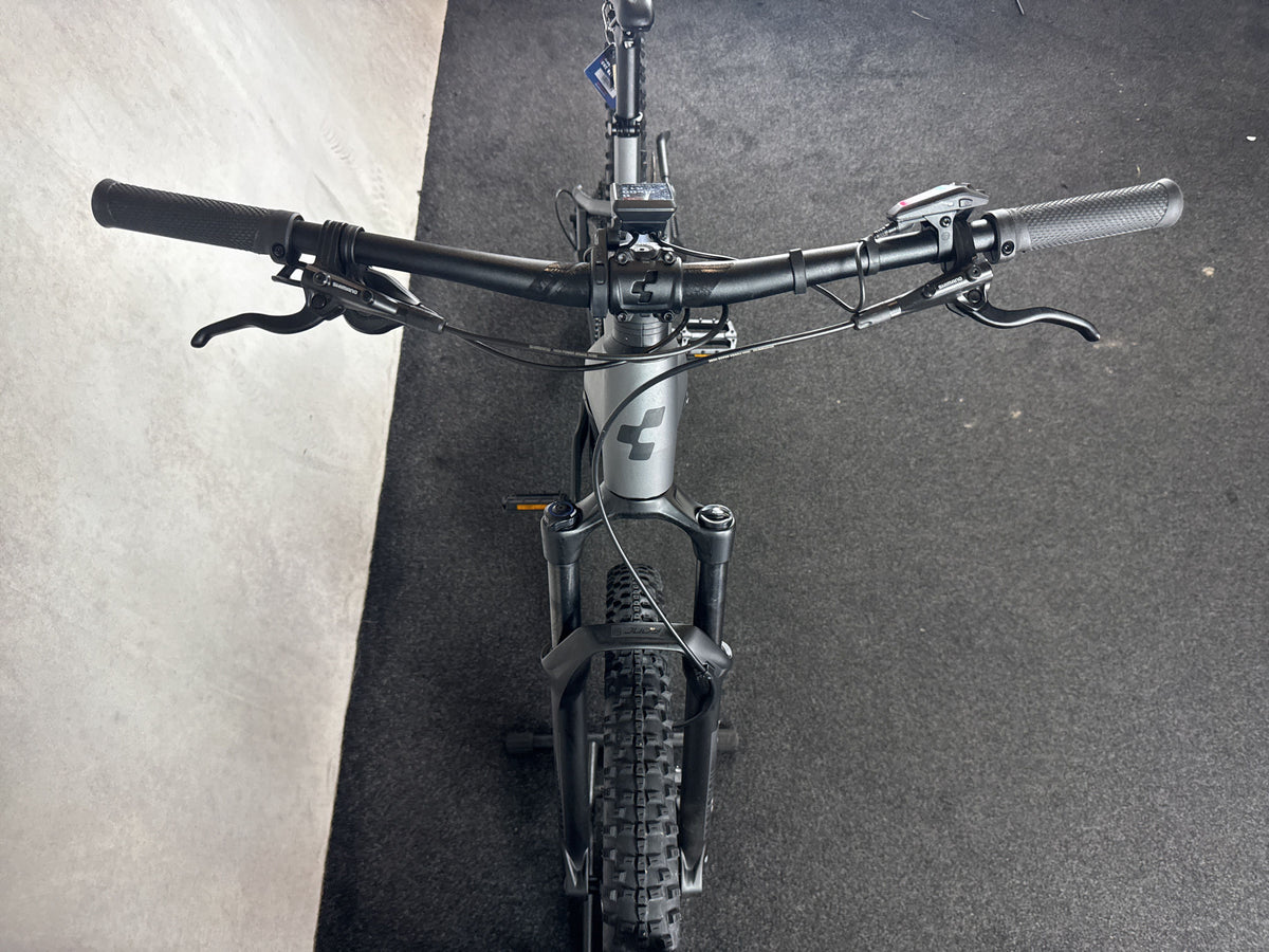 Bifoco — cockpit_von_vorne