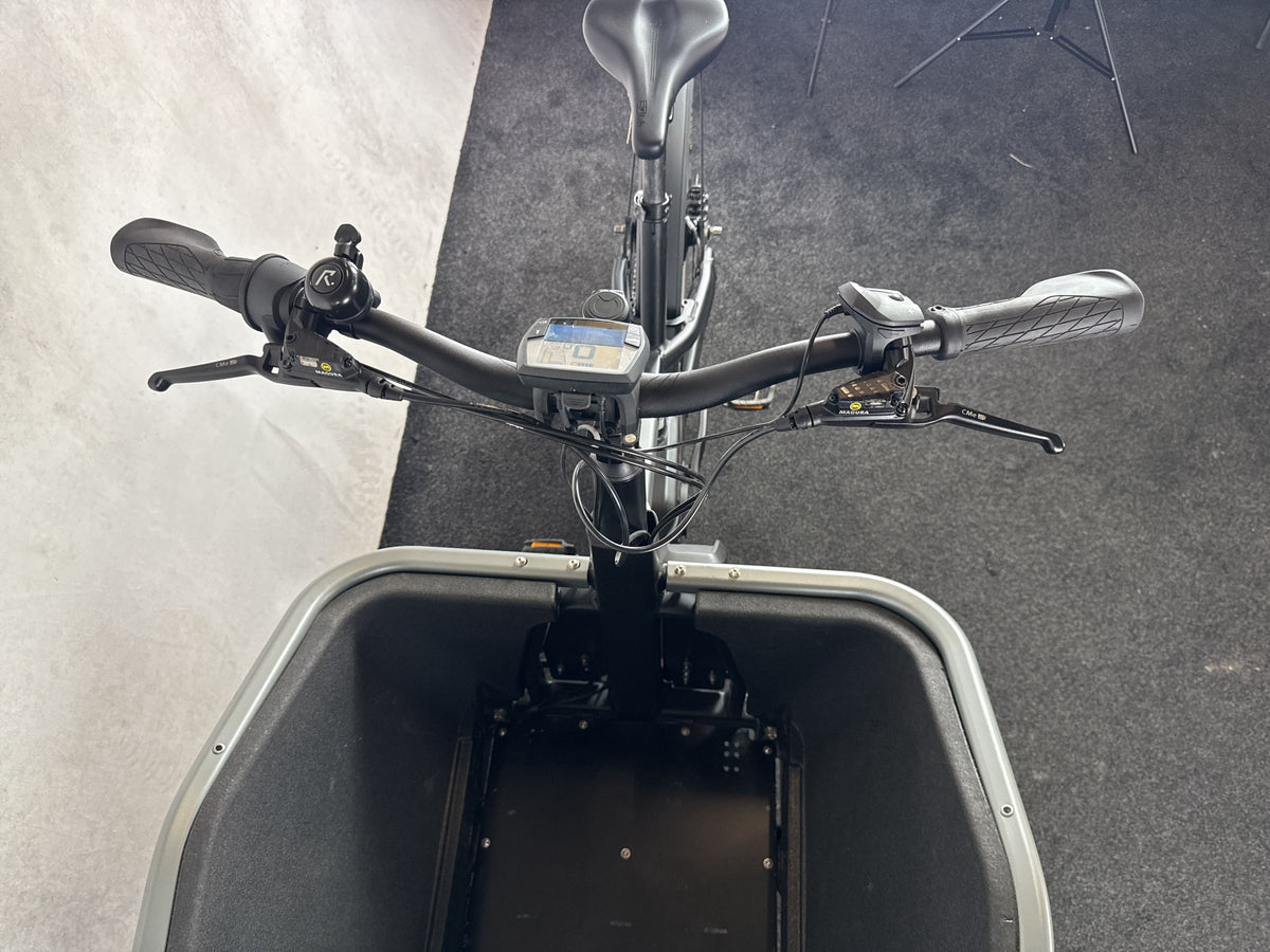 Bifoco — cockpit_von_vorne