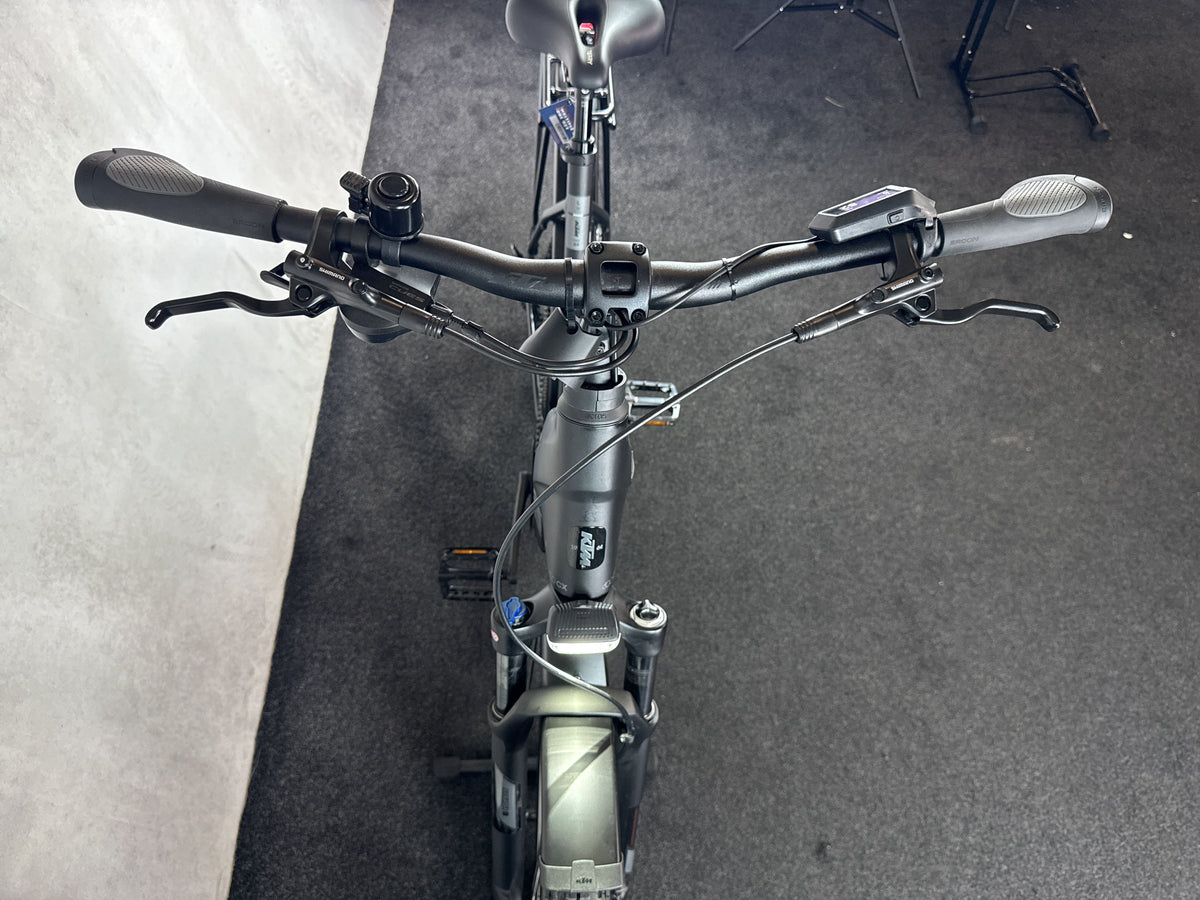 Bifoco — cockpit_von_vorne