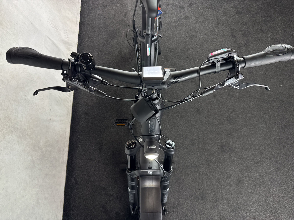 Bifoco — cockpit_von_vorne