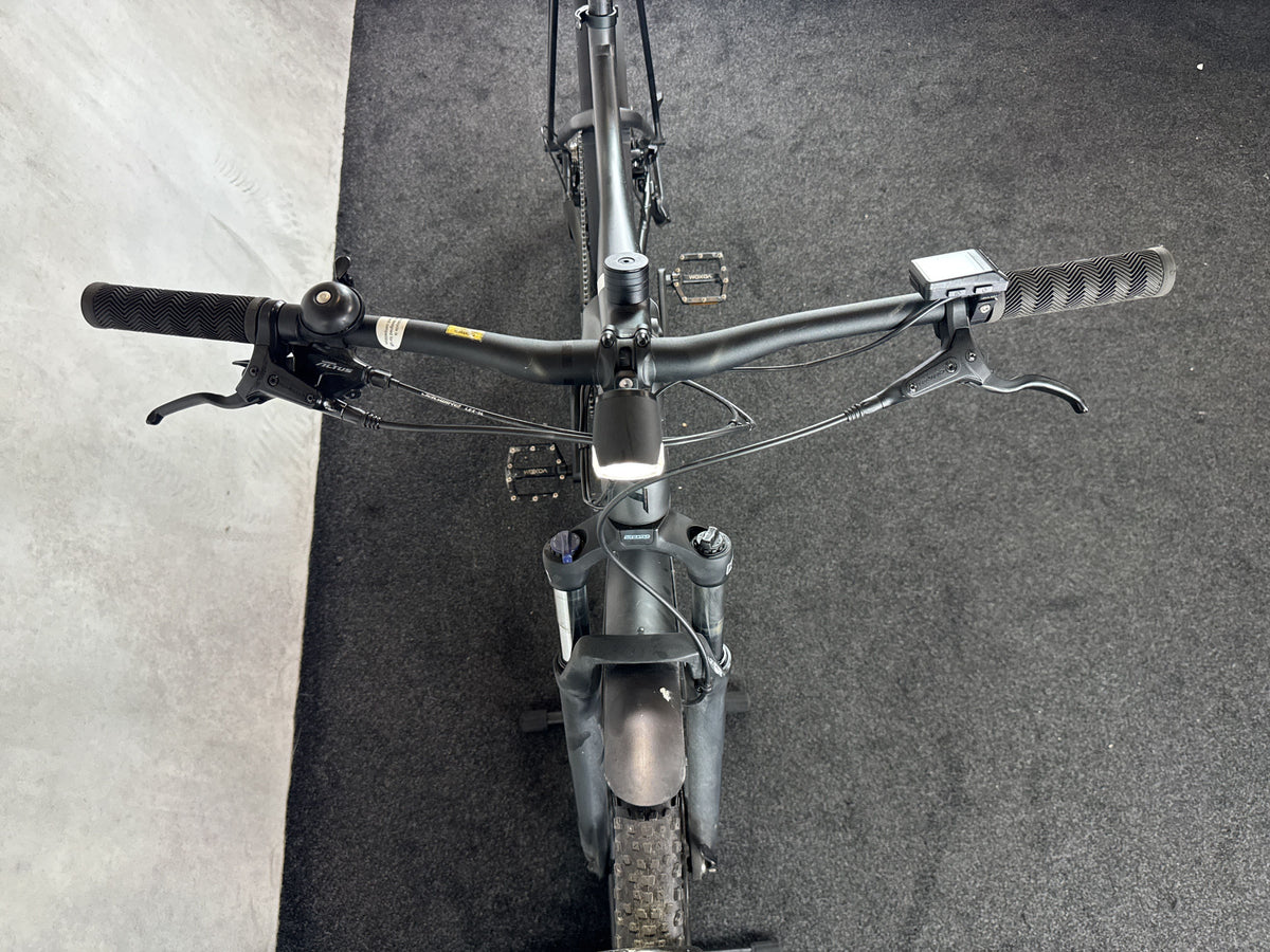 Bifoco — cockpit_von_vorne