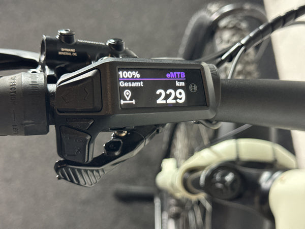 CUBE Reaction Hybrid Pro 800