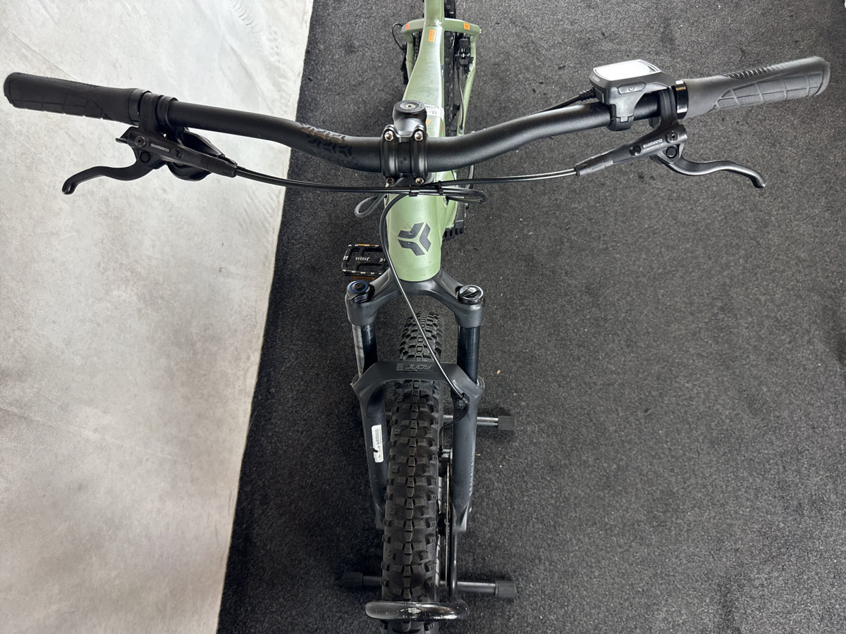 Bifoco — cockpit_von_vorne