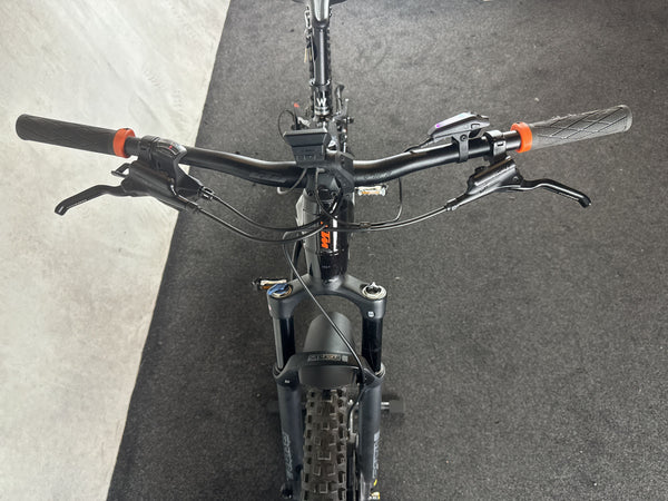 KTM Macina Team 772