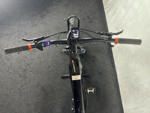 KTM Macina Team 772