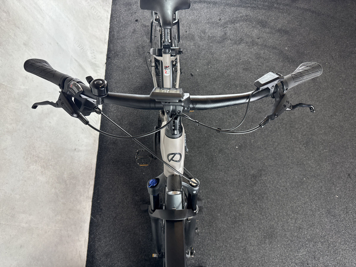 Bifoco — cockpit_von_vorne