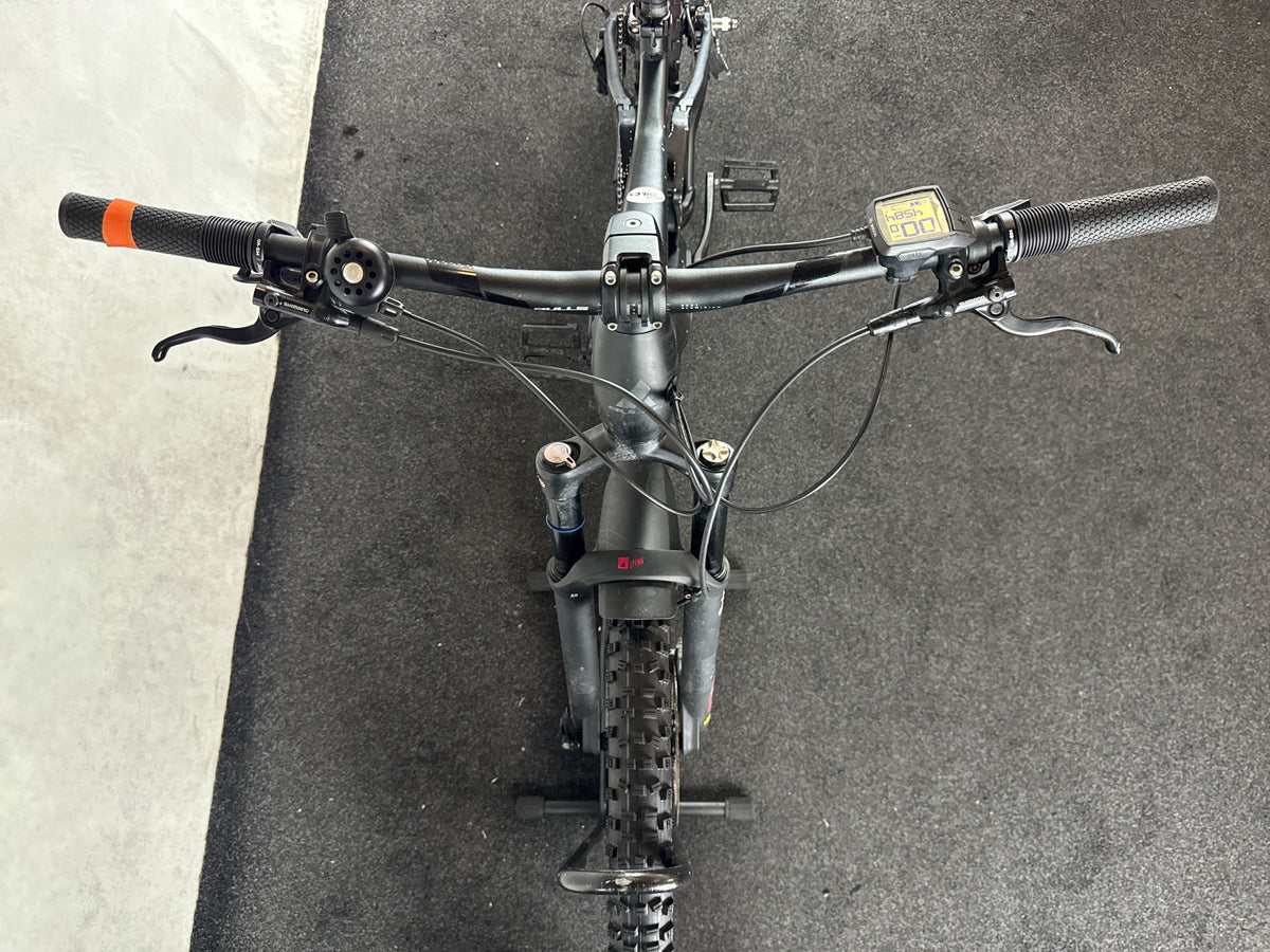 Bifoco — cockpit_von_vorne
