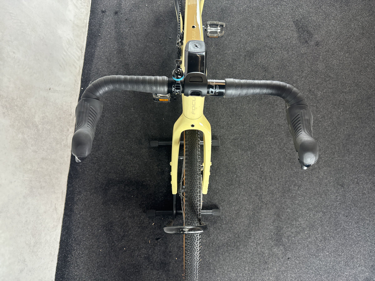 Bifoco — cockpit_von_vorne