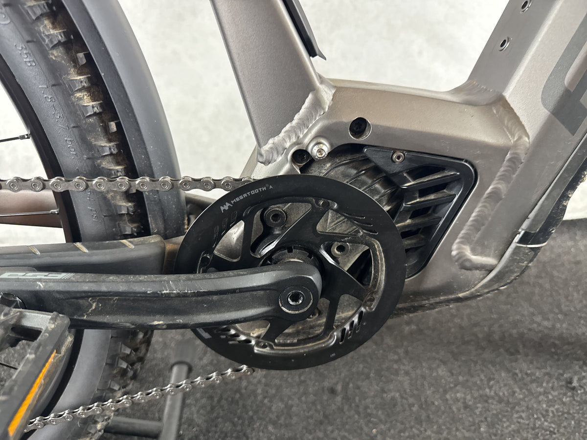 Bifoco — motor_rechts