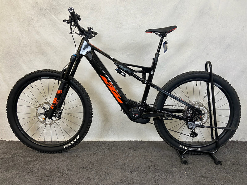 KTM MACINA KAPOHO MASTER