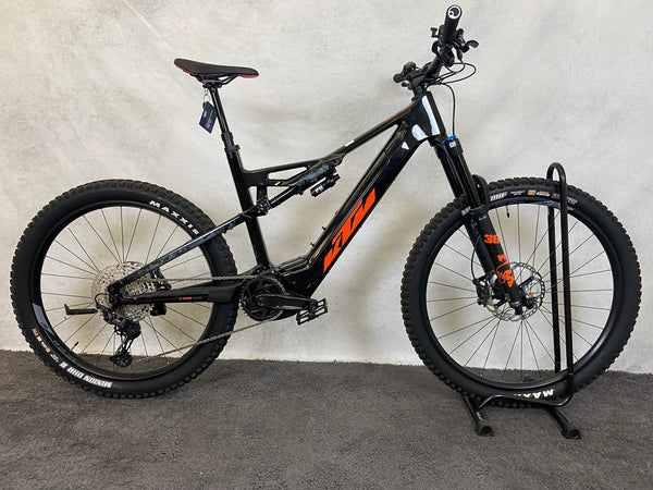 KTM MACINA KAPOHO MASTER