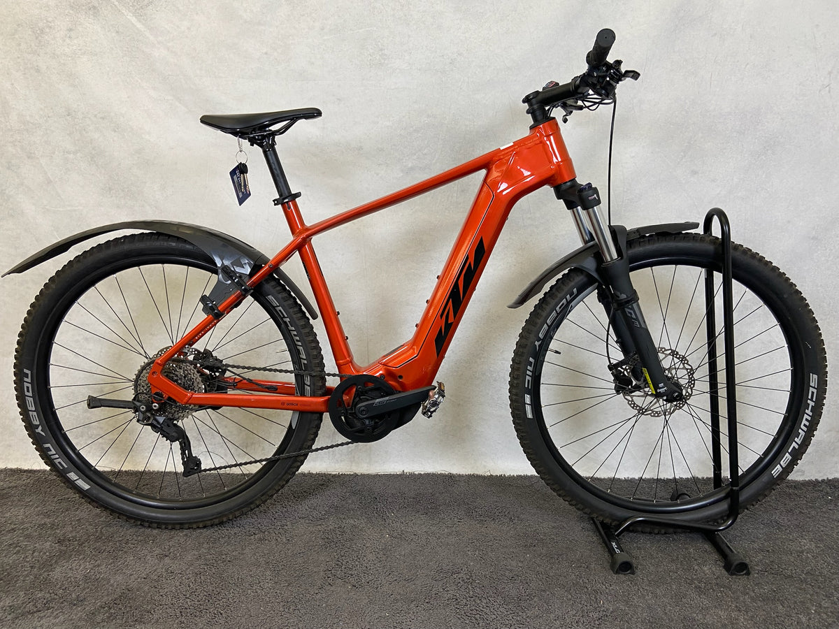 KTM Macina Team 793