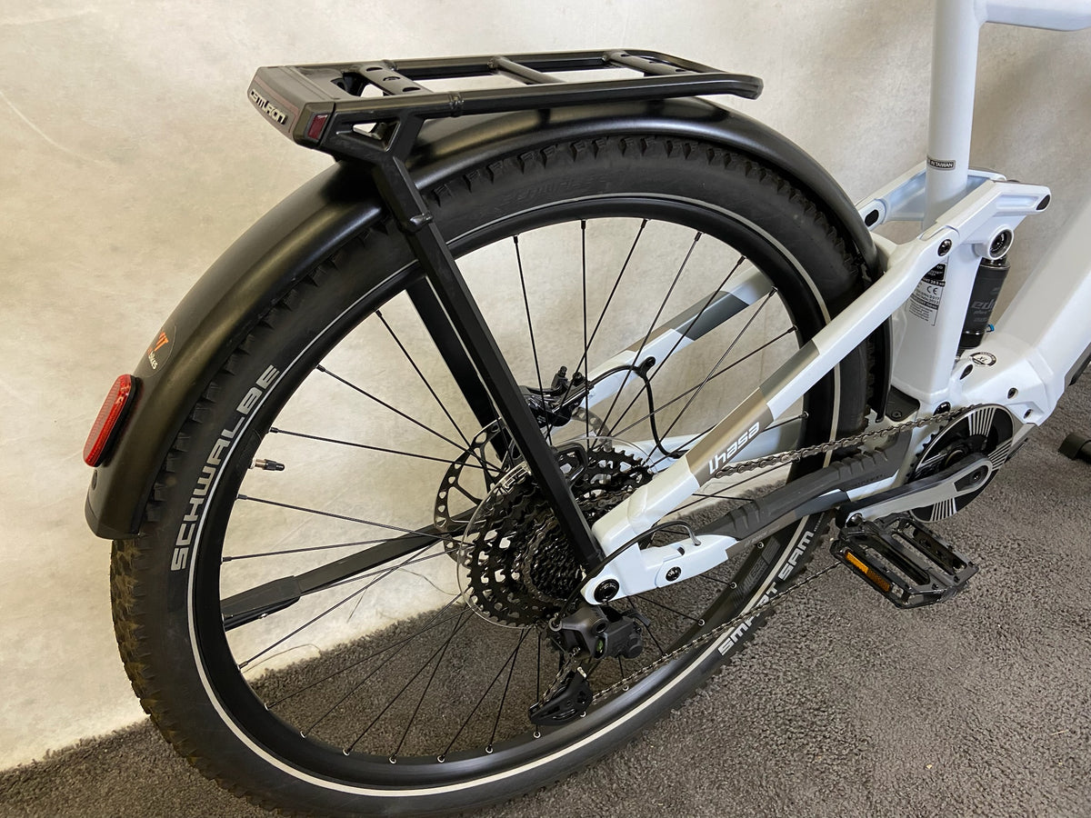 Centurion Lhasa R2700I EQ
