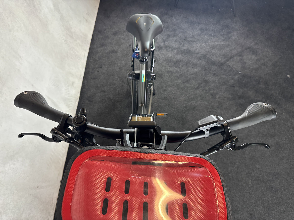 Bifoco — cockpit_von_vorne