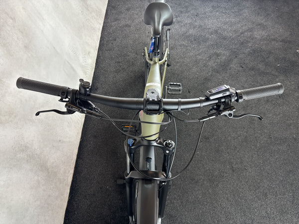 Cube Reaction Hybrid Pro 800