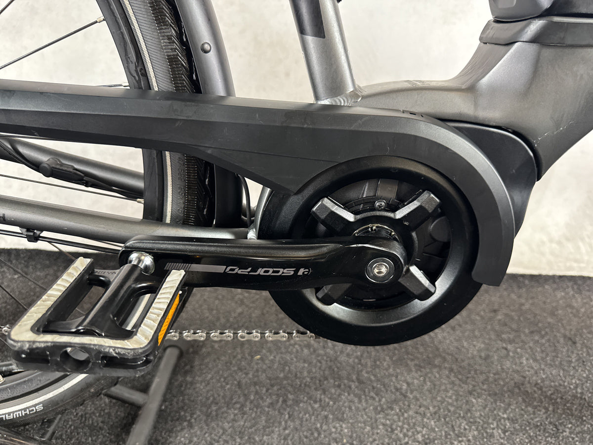 Bifoco — motor_rechts