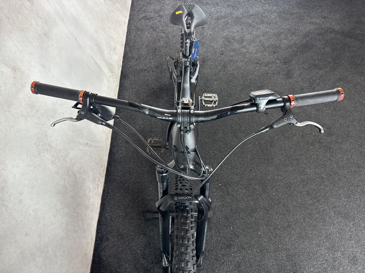Bifoco — cockpit_von_vorne