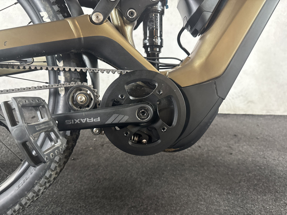 Bifoco — motor_rechts