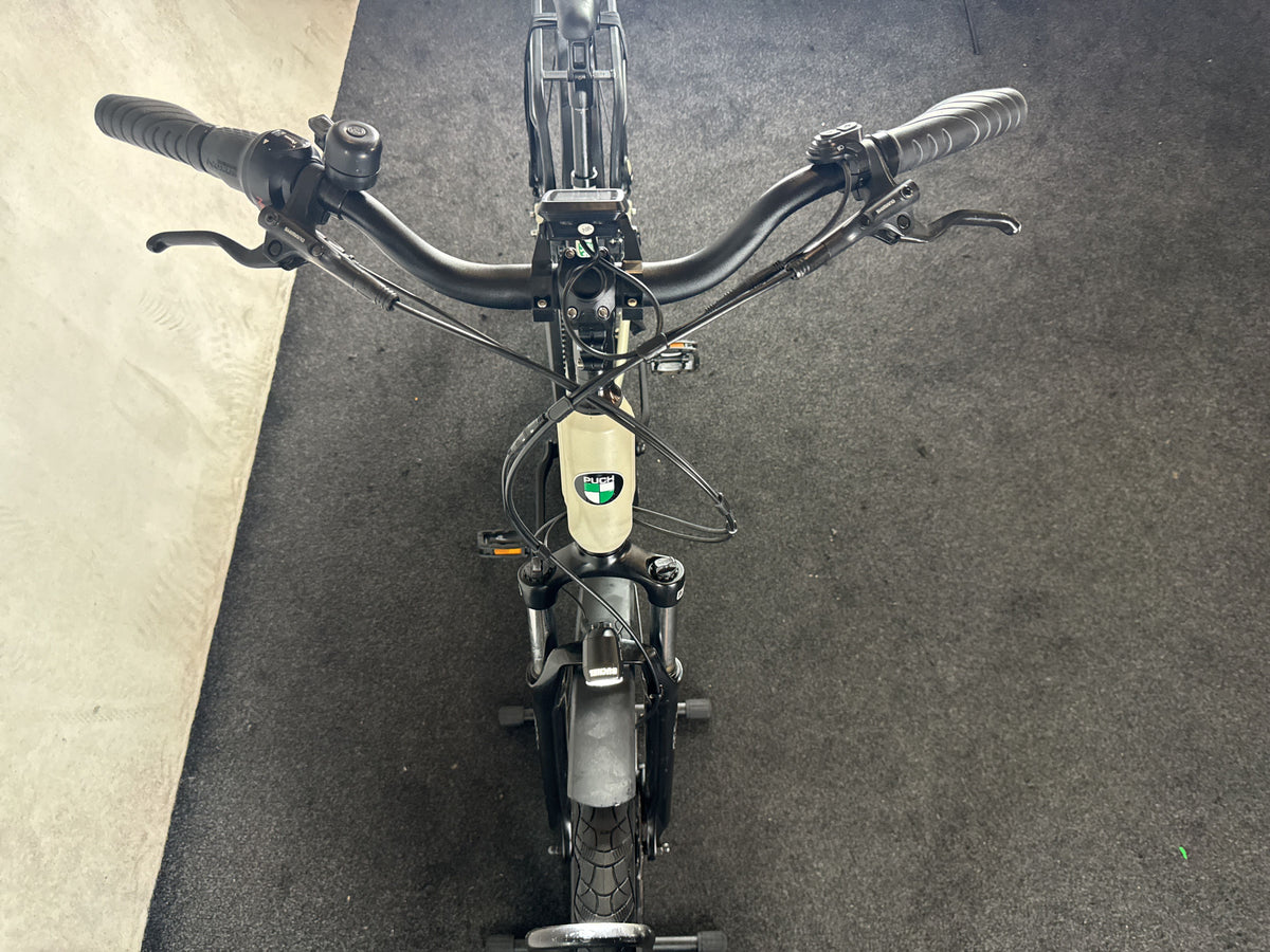 Bifoco — cockpit_von_vorne