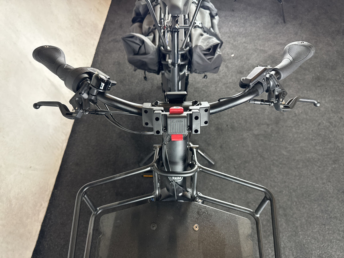 Bifoco — cockpit_von_vorne