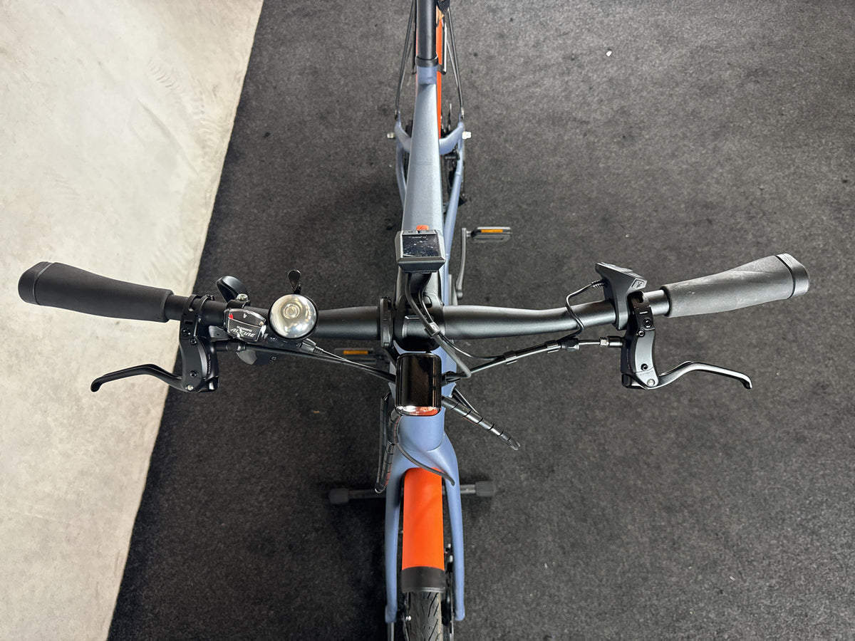 Bifoco — cockpit_von_vorne