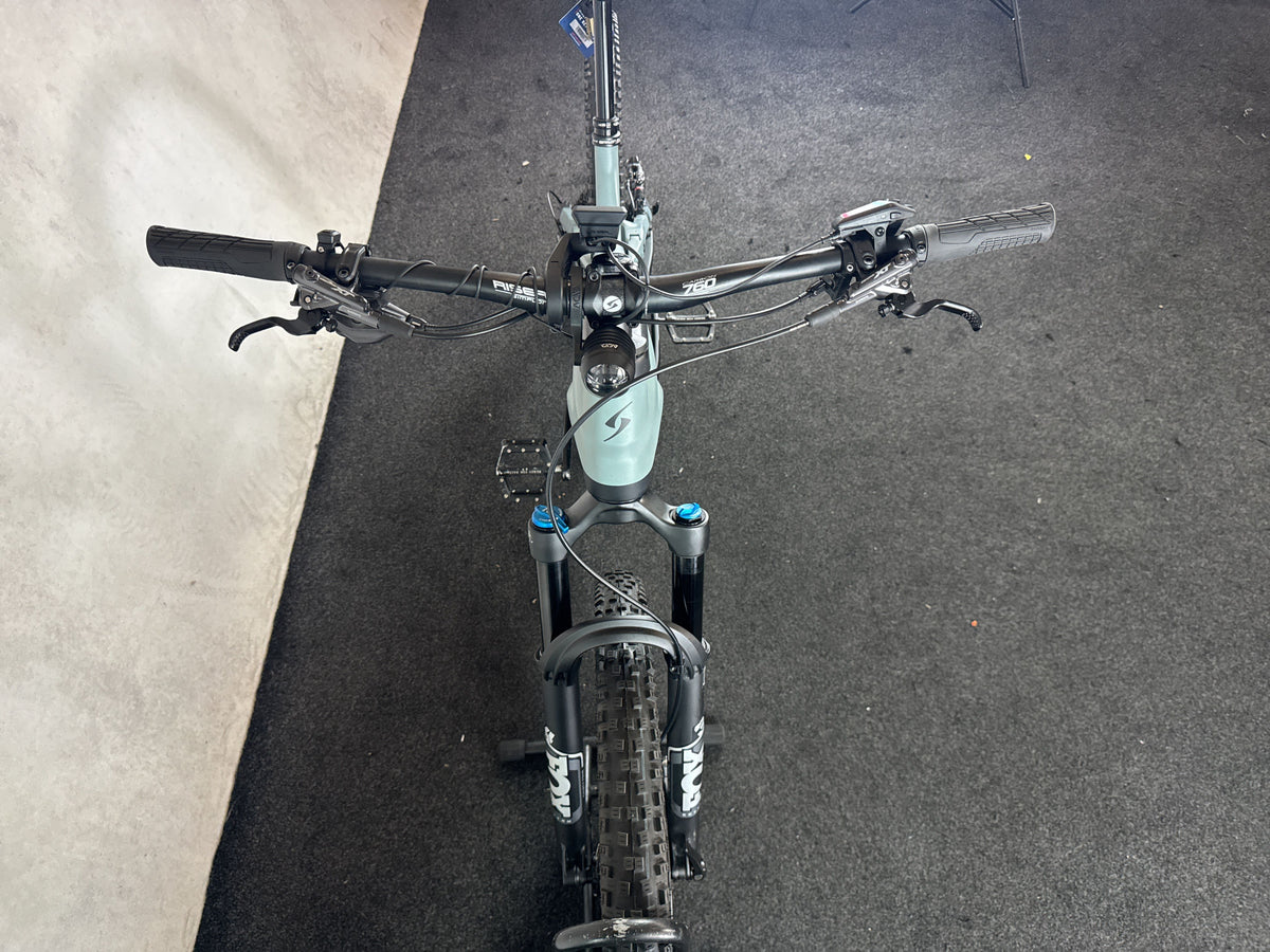 Bifoco — cockpit_von_vorne