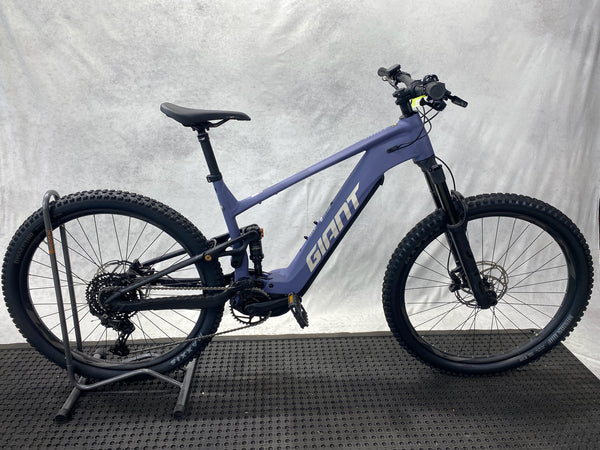 Giant Stance E+ 2